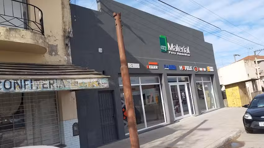 022 Materiales para muebles