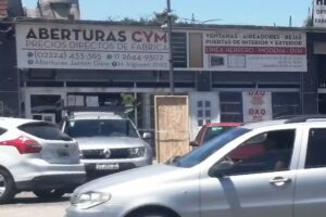 Aberturas Y Muebles De Pino C Y M