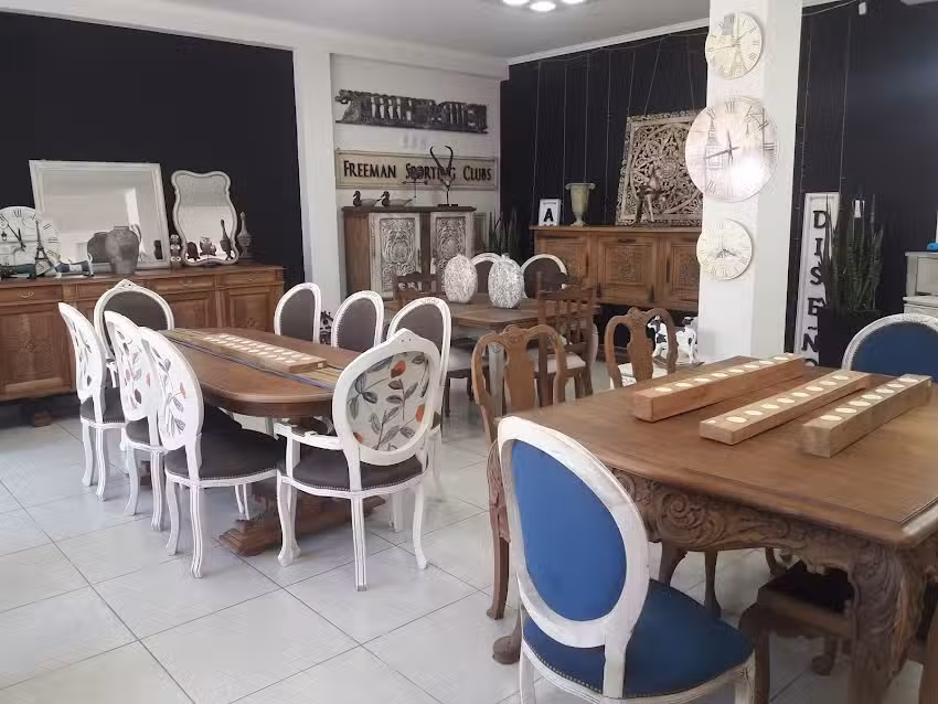 Antig&uuml;edades Le Petite Marie