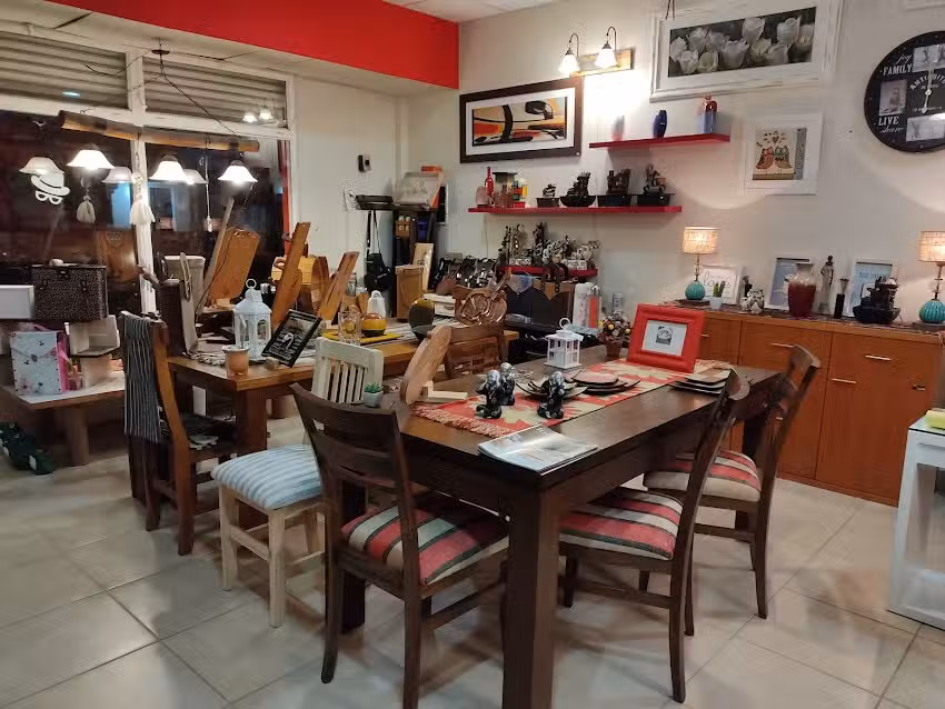 Arcuri Muebles Y Deco