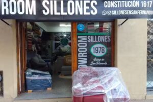 ARIEL LOVISI MUEBLES