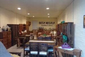 Beta Negra Muebles & Deco