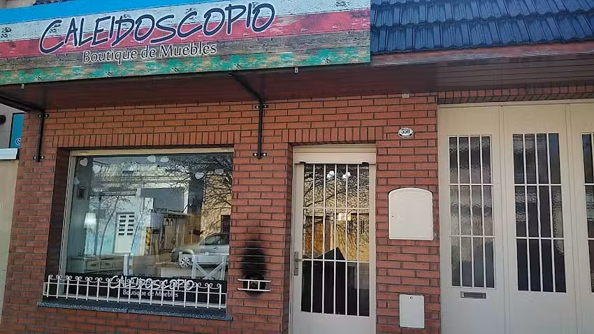 CALEIDOSCOPIO Muebles con Emoci&oacute;n