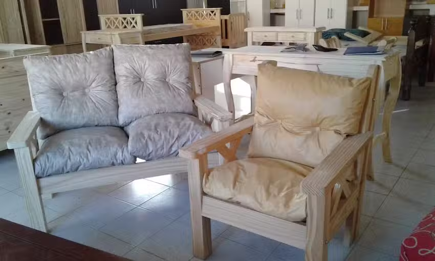 Carpinter&iacute;a y f&aacute;brica de muebles LEO