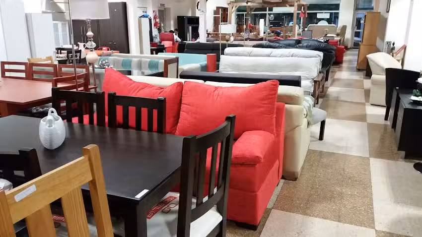 Casa Silvia Olavarria (Muebles y Colchones)