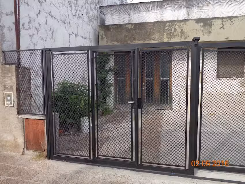 Cl&iacute;nica del porton herrer&iacute;a y automatizaci&oacute;n