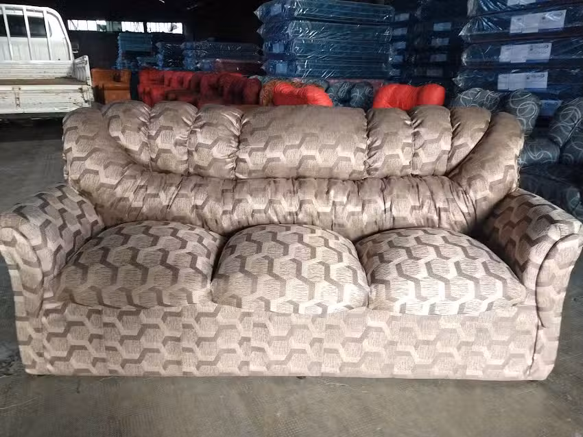 Colchones Y Muebles Baruk. Colchones Elegante. Distribuidora Mayorista de Colchones Elegante