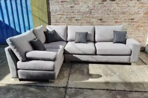 CyB Sillones &ndash; ShowRoom Chesterfield, Sillas y Muebles.