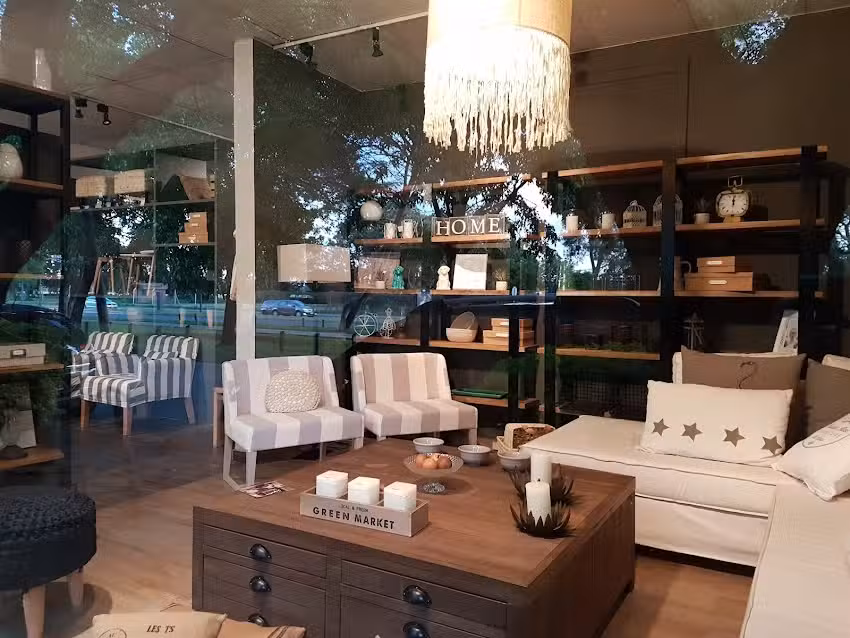 Dellacasa San Isidro