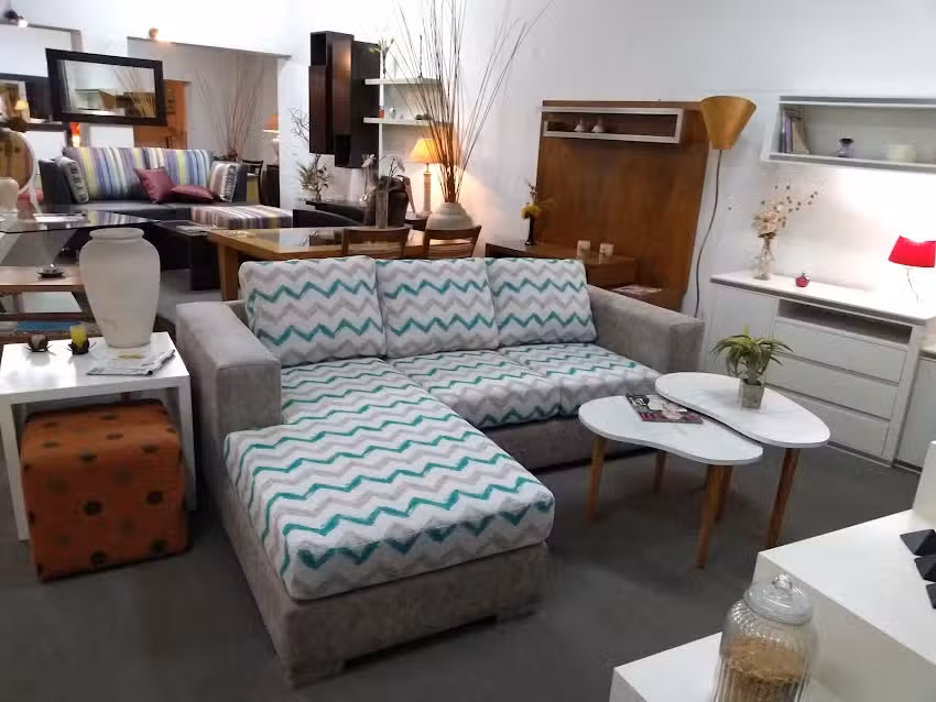 EAM Ebanister&iacute;a argentina modelo