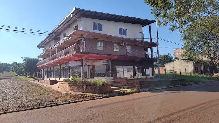 ELECTROMUEBLERIA F&C