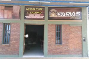 Farias hnos Muebles y Aberturas de Algarrobo