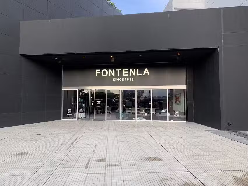 Fontenla Madero Harbour