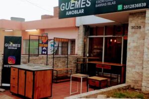 Guemes Amoblar ,( instagram)