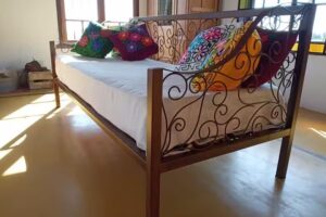 La Manivela -Lamparas y Muebles-