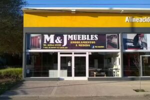 M & J Muebles