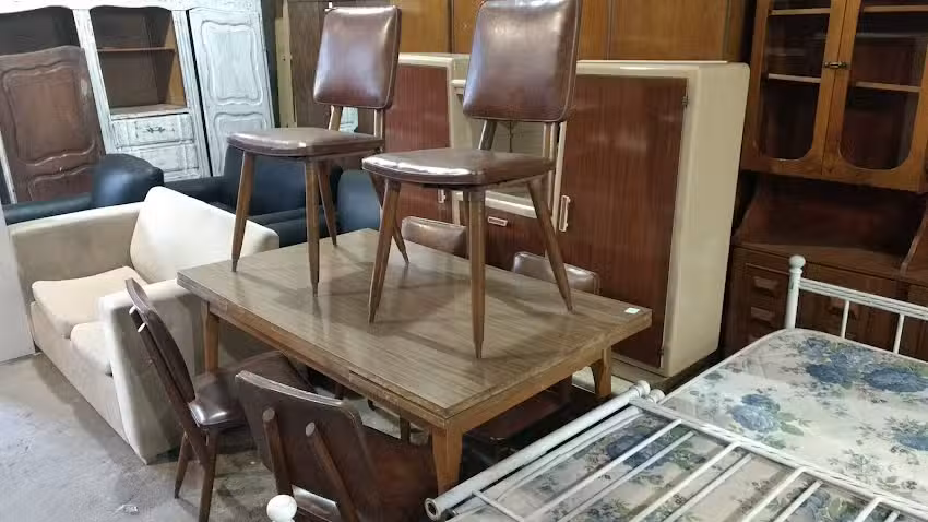 Mat&iacute;as F. Safenreiter Remates