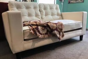 Mel-Mar Tapicer&iacute;a y Fabrica de Juegos de Living.