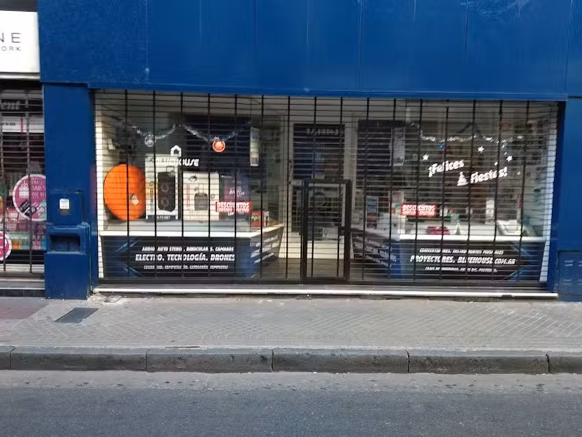 Mox &ndash; Mobiliario Para Comercios &ndash; Percheros Para Tienda de Ropa- Paneles Ranurados &ndash; Ganchos Blisteros &ndash; Percheros Flotantes