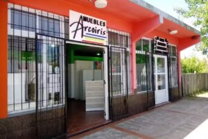 Muebler&iacute;a arcoiris