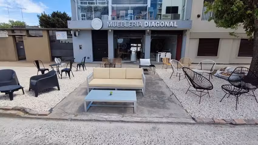 MUEBLERIA DIAGONAL (AV 532)