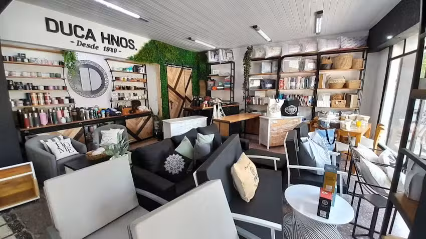 Muebler&iacute;a Duca