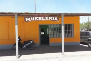 Muebleria El Algarrabo!!