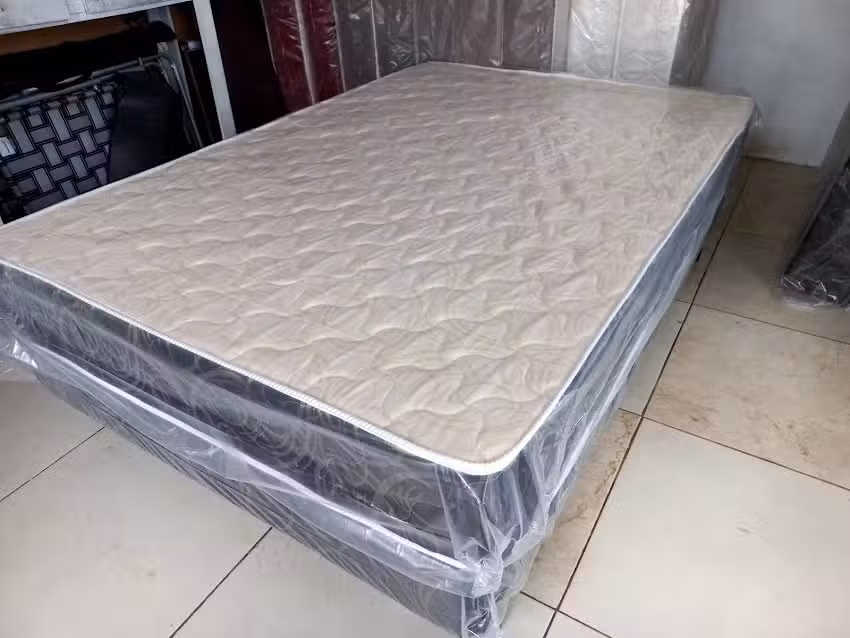 Muebler&iacute;a gedeon