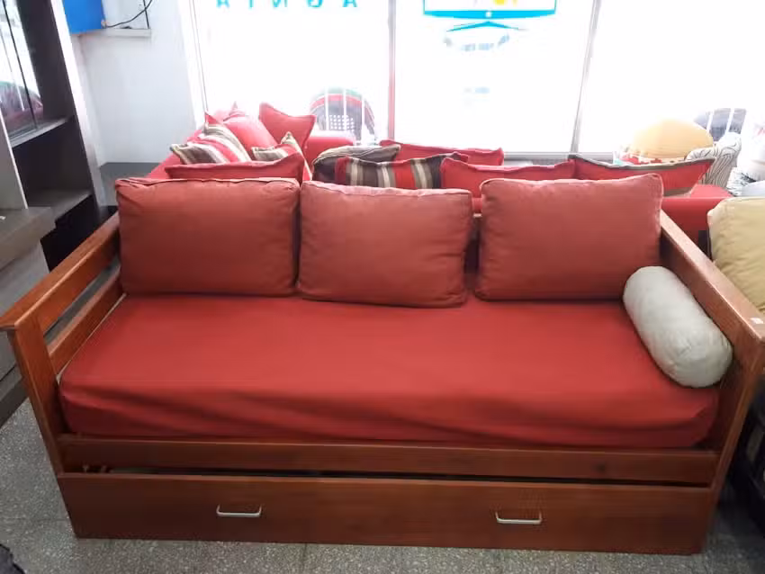 Muebleria Lucio Emilio Benz