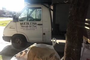 Muebler&iacute;a Mercado del pino