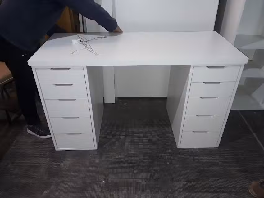 Muebler&iacute;a Padre e Hijos