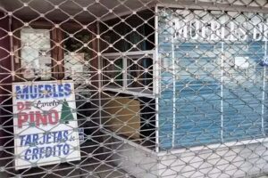 Muebles de Pino Loreto