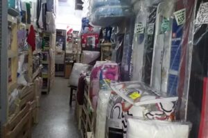 Muebles de pino y colchones Larocca