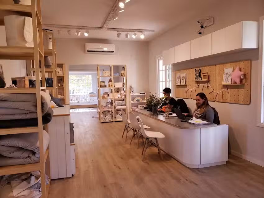 Muebles mas chicos Benavidez Mu+Ch