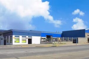 Pinarcis &ndash; F&aacute;brica de muebles de pino