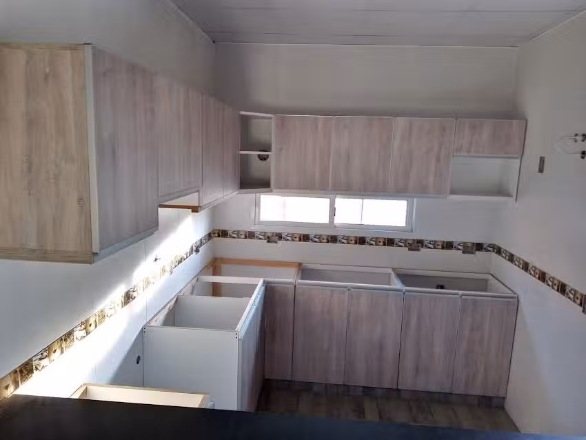 Raices Muebler&iacute;a