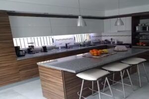 Ruscino muebles y puertas