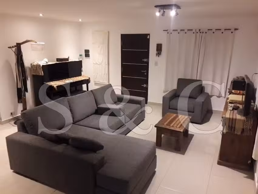 Sillones & Compa&ntilde;&iacute;a