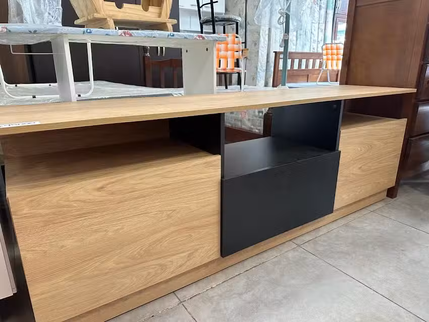 SJ. AMOBLAMIENTOS TUCUM&Aacute;N