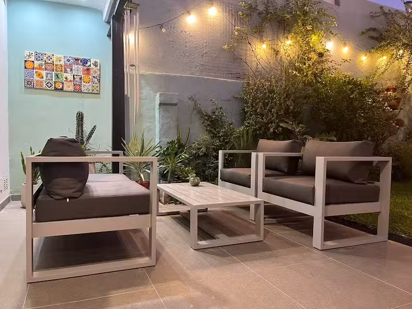 Verde jard&iacute;n muebles