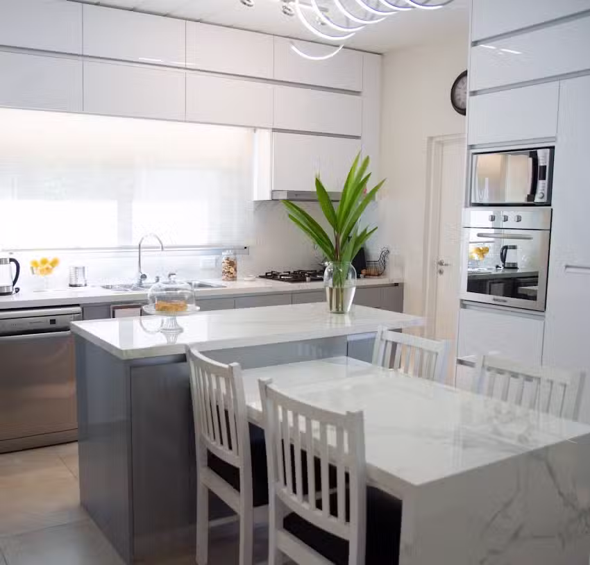 Vetas Amoblamientos-Suc. Lomas de Zamora