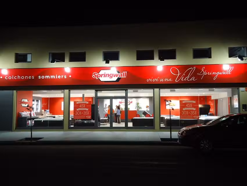 Via Uno &ndash; Springwall Center